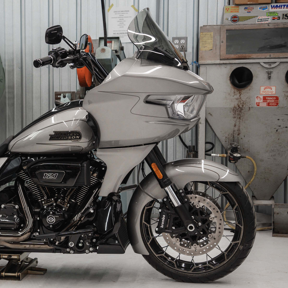 Flare™ Windshield for H-D 2023+ Road Glide® 