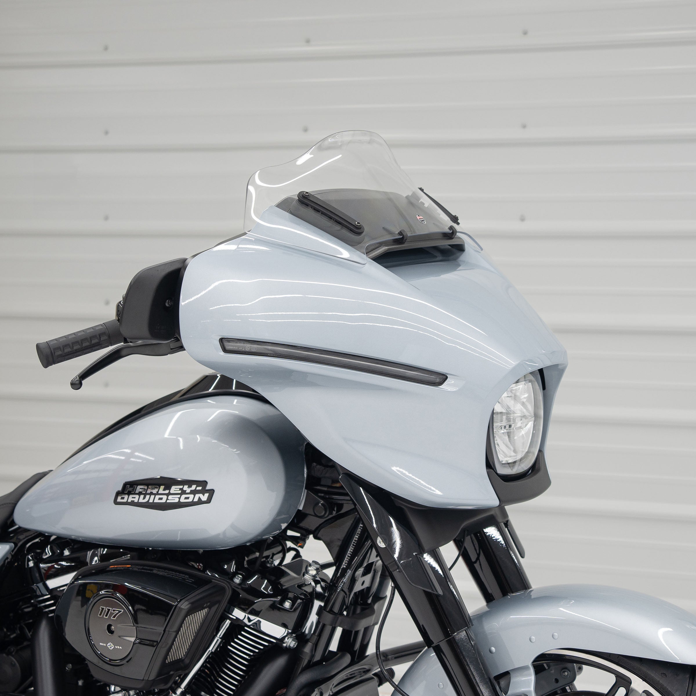 Flare™ Windshield for Harley-Davidson 2023.5-2024 FLH (8" Clear)