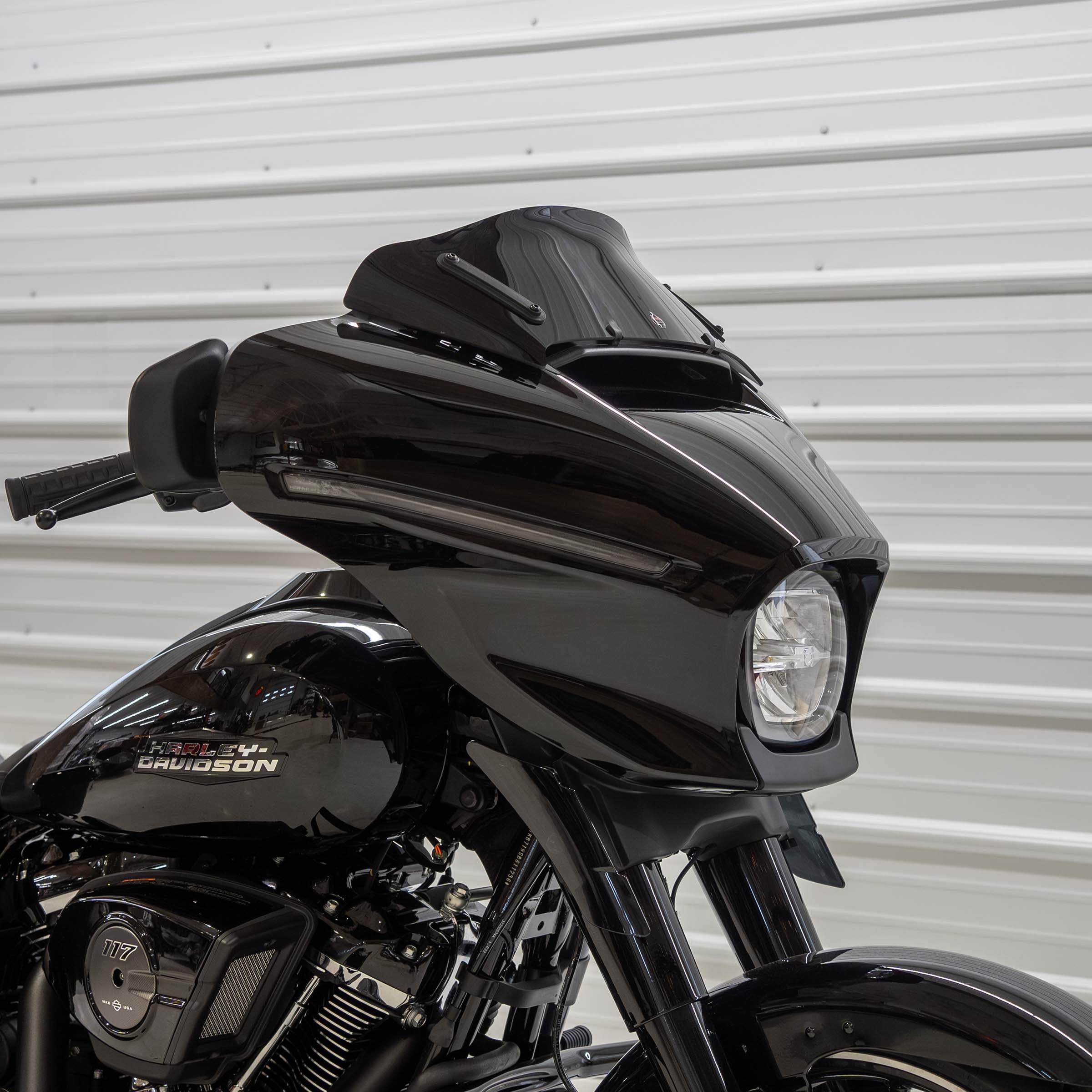 Black Windscreen for Harley-Davidson 2023.5-2024 Street Glide FLH (6.5" Black)