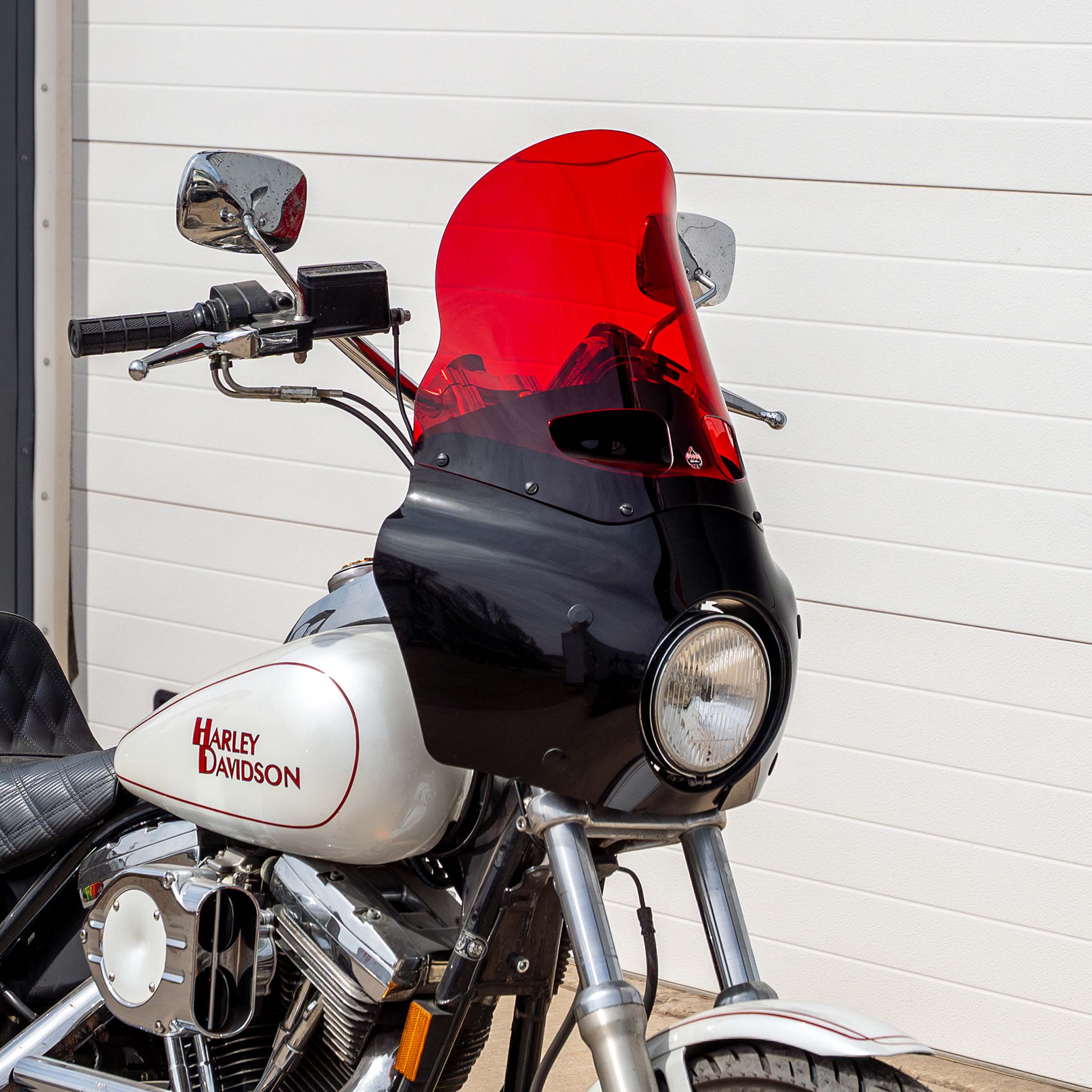 Red Color Windshield for Memphis Shades Road Warrior Fairings (15" Red)