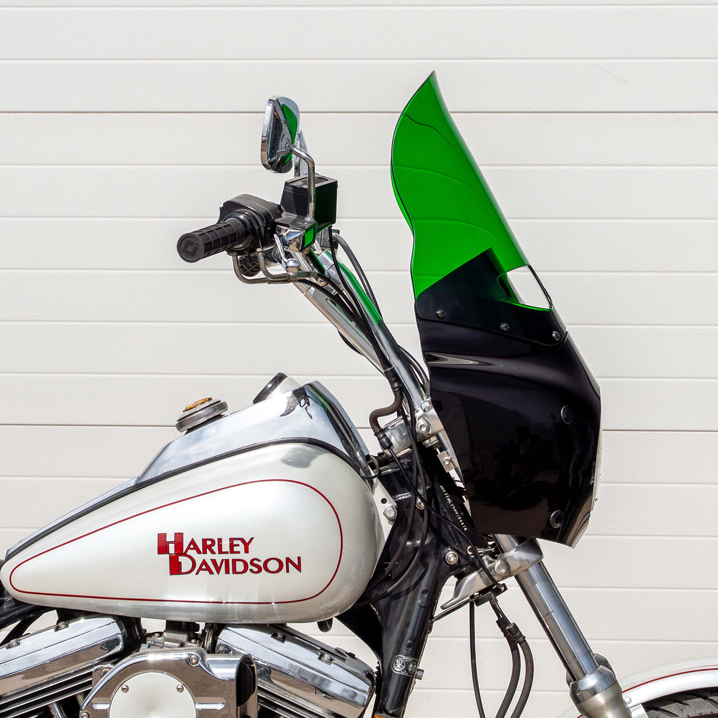 Green Color Windshield for Memphis Shades Road Warrior Fairings (15" Green)