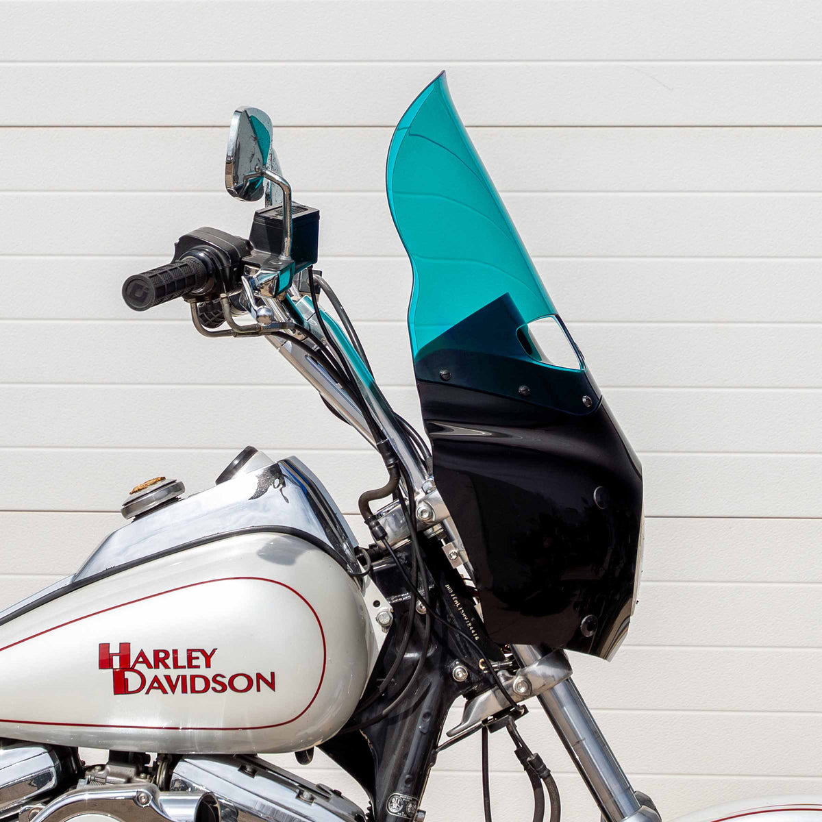 Teal Color Windshield for Memphis Shades Road Warrior Fairings (15" Teal)