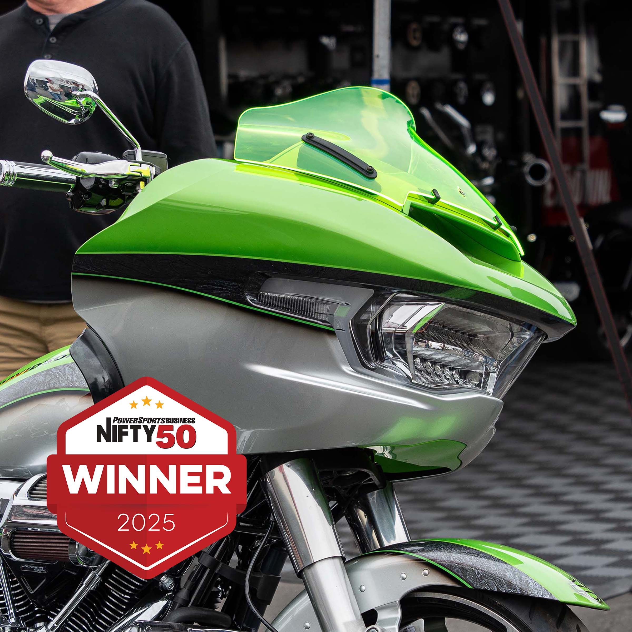 Kolor  Windshield for Harley-Davidson 2023.5-2024 FLTR (10" Green Ice)