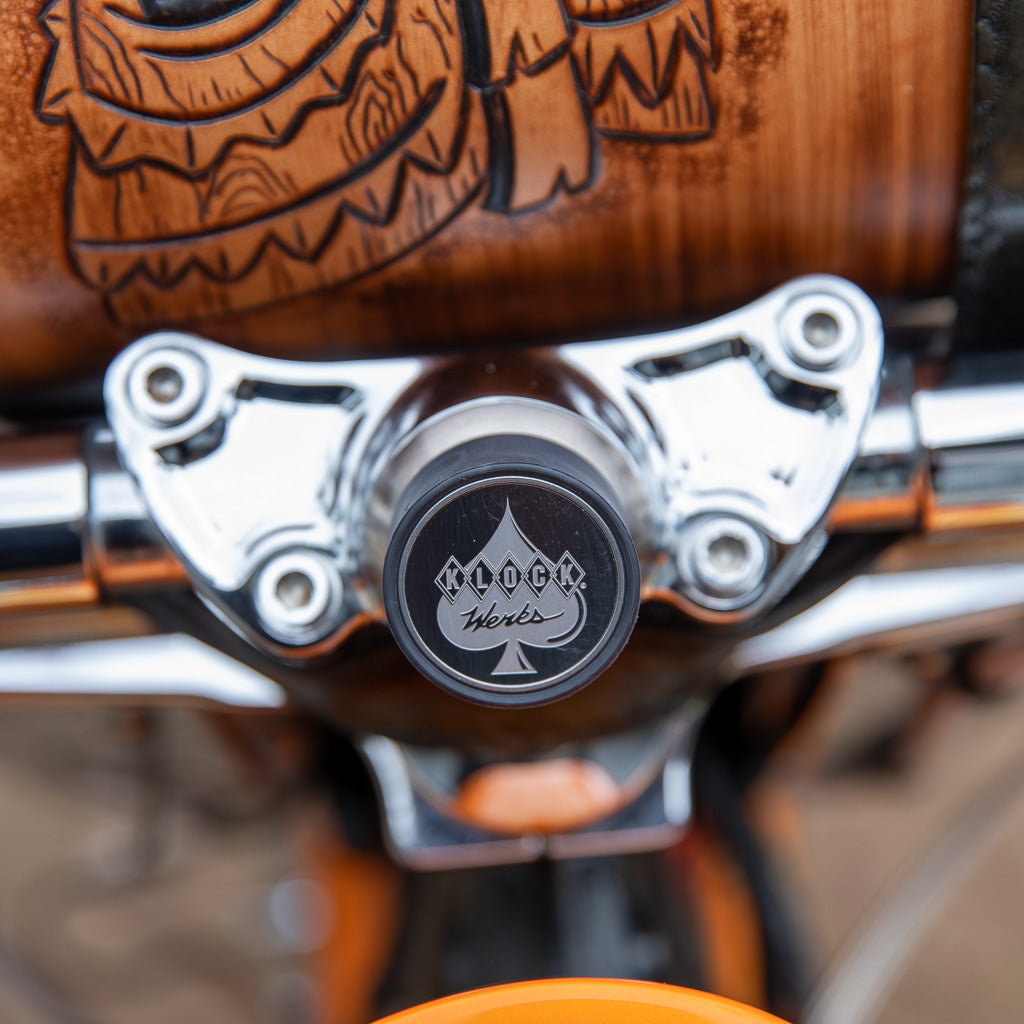 Harley-Davidson® Center Riser Phone Magnetic Mount on bike (Chrome On Bike)