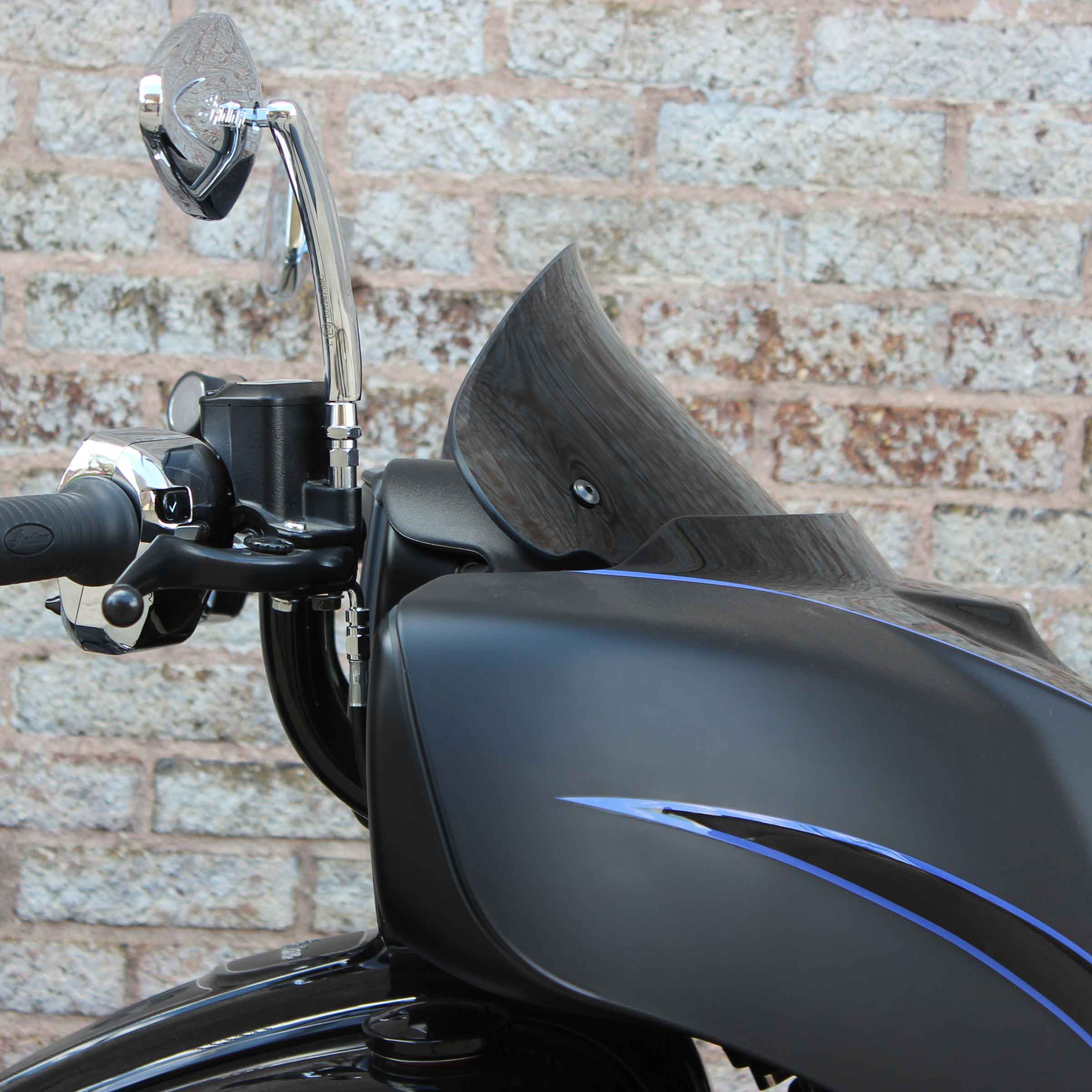 10" Dark Smoke Flare™ Windshield for Indian® 2014-2023 Chieftain and Roadmaster motorcycle models(10" Dark Smoke)