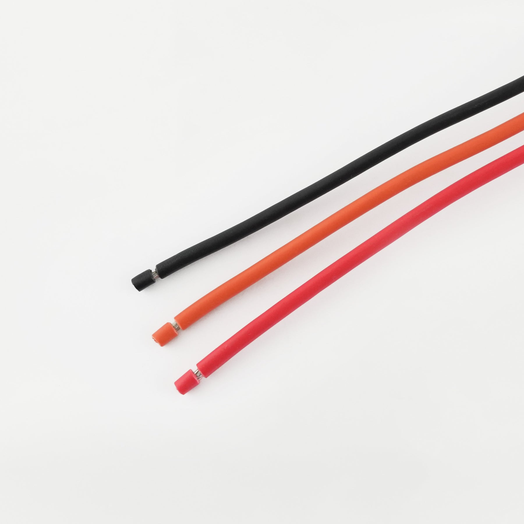 Polaris Pulse Busbar Pigtail Harness showing wire that wire colors follow suit with traditional Red – Constant +12V, Orange – Key On +12V, Black – Ground